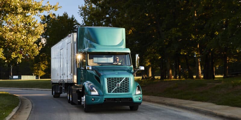 Uber Freight annonce son premier projet pilote de camions électriques, en partenariat avec WattEV et CHEP sur les routes du sud de la Californie.